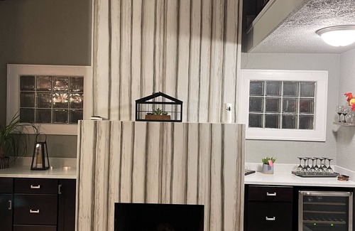 Monticello House | Lake front house with beautiful views and walking distance to Indiana Beach.