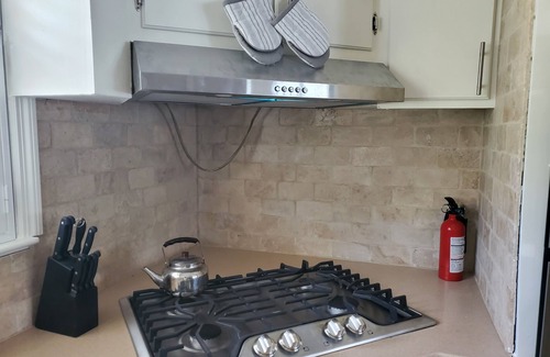 Lincoln House | Lake Front Retreat! Sleeps 10