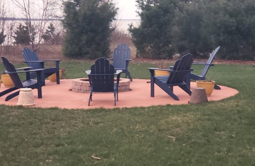 Big Bay House | Lake Front Sunrise View only a few hundred yards from the sandy shores of Lake