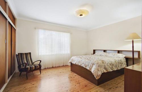 Lake Tabourie House | Lake Frontage