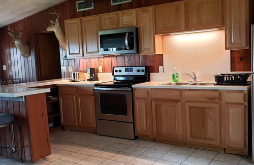 Okahumpka Cabin | LAKE HARRIS SIESTA HIDEAWAY 2
