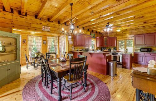 Fair Play House | Lake Hartwell Home with Game Room Near Clemson!
