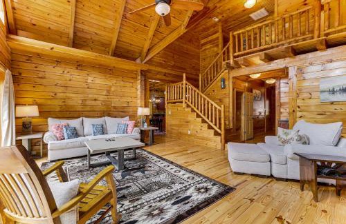 Fair Play House | Lake Hartwell Home with Game Room Near Clemson!