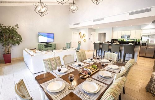 Playa Blanca House | Lake House - Pool - King Beds - Next to Beach Club