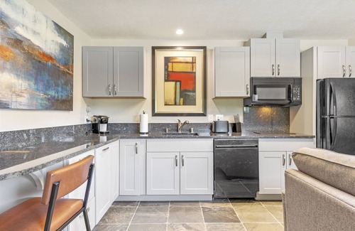 Lake Hughes Apartment | Lake Hughes Apartment Unit A