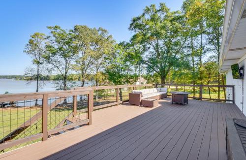 Seneca House | Lake Keowee Home with Boat Dock in Seneca