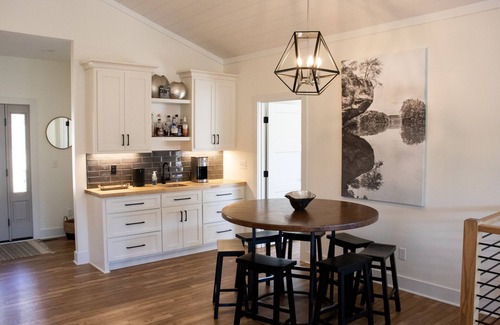 West Union House | Lake Keowee Waterfront Clemson Retreat