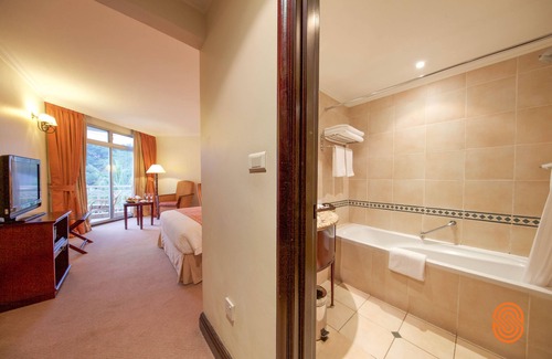 Gisenyi Hotel | Lake Kivu Serena Hotel