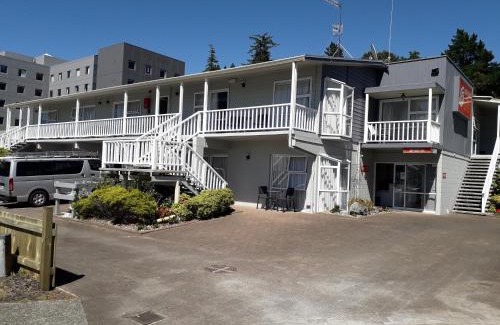 Ohinemutu Hotel | Lake Lodge Motel Rotorua