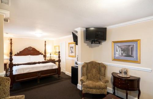 Lake Lure Hotel | Lake Lure Inn and Spa