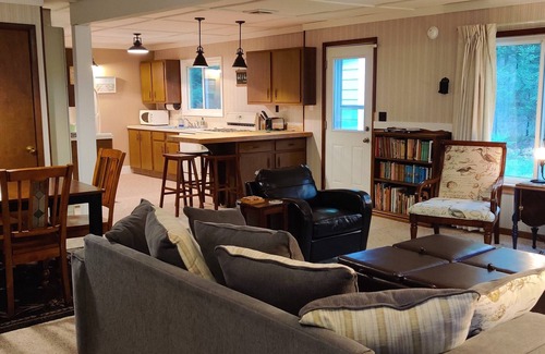 Shelby House | Lake MI Getaway: Relax-Unwind-Create Memories!