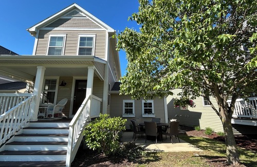 Benton Harbor House | Lake Michigan Getaway at Harbor Shores in St. Joe-Benton Harbor