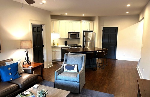 Lake Oconee Villa | Lake Oconee - 2 Bedroom/2 Bath inside Cuscowilla