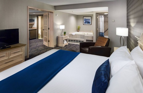 Okoboji Hotel | Lake Okoboji Resort & Conference Center