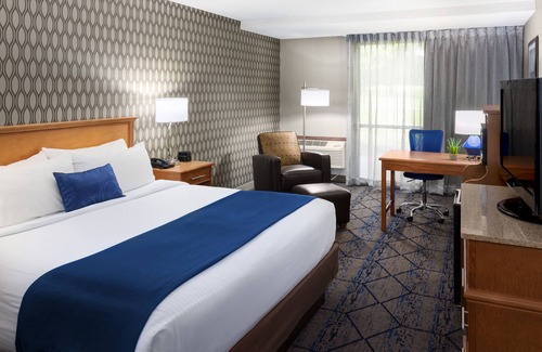 Okoboji Hotel | Lake Okoboji Resort & Conference Center