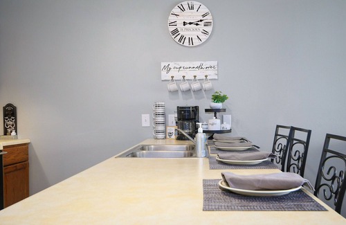 Lake Ozark Condo | Lake Ozark Condo w/Lake View + Boat Rental Option