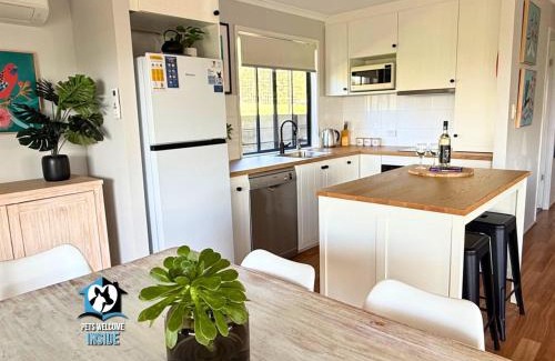 Encounter Bay House | Lake & Reserve Front Bird Haven - 3BR