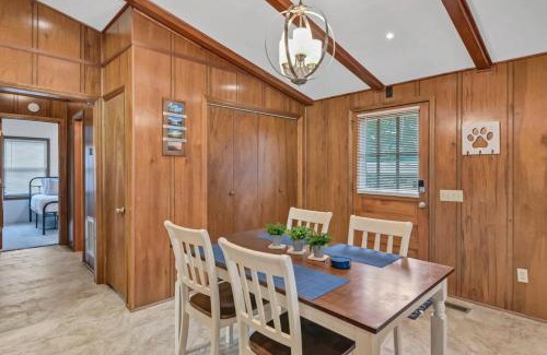 Prosperity House | Lake Stay on Bedford Way