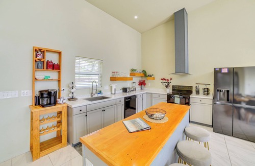 Forsyth Cabin | Lake Taneycomo Views: Family-Friendly Cabin!