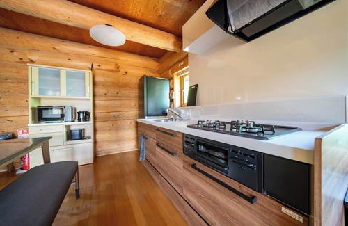 Toyako House | LAKE TOYA MOON HILLS/Abutagun Hokkaidō