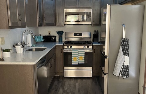 Bass Lake House | Lake view house with private pier lake access