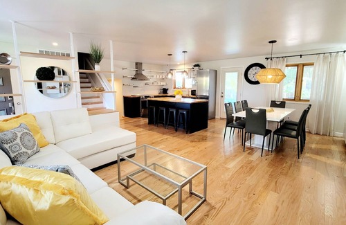 Arvada House | Lake View Oasis with Hot Tub; Near Shops, dining, gas! Across from Park w/Lake