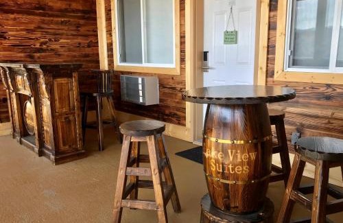 West Yellowstone Hotel | Lake View Suites