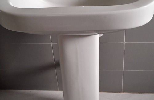 Anuradhapura Hotel | Lake wind villa