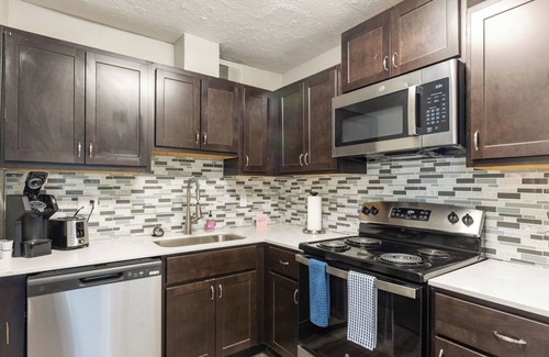 Indianapolis Apartment | LakeCastleton 2BD/1BA 4