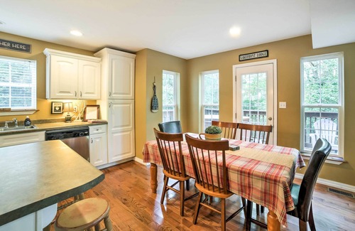 Blue Eye Cottage | Lakefront Blue Eye Cottage w/Hot Tub & Fire Pit!