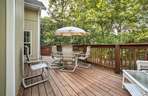 Blue Eye House | Lakefront Blue Eye Cottage with Hot Tub and Fire Pit!