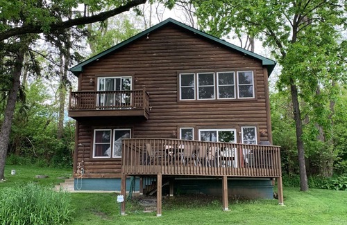 Powers Lake House | Lakefront compound w/private beach, next to Powers Lake on Lake Benedict