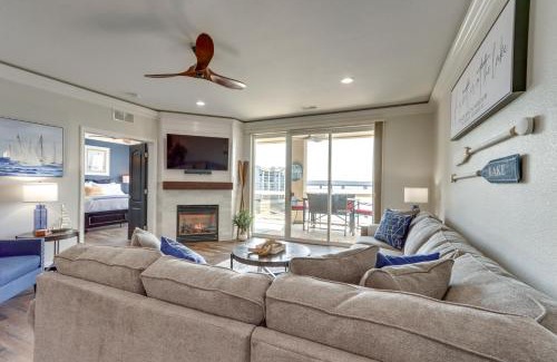 Osage Beach Apartment | Lakefront Condo with Pool Access in Osage Beach!