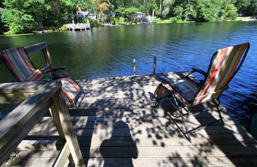 Ledyard Cottage | Lakefront Cottage - Near Casinos and Mystic, CT