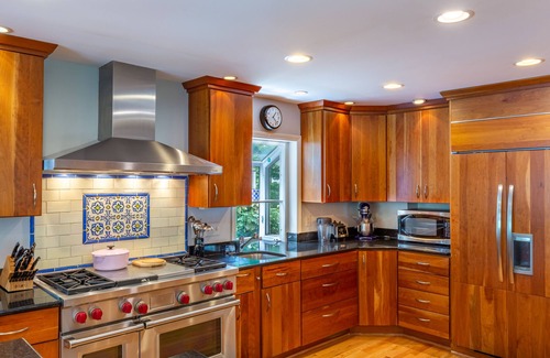 Annapolis House | Lakefront home with private dock, deck, hot tub, firepit, Ping-Pong, large yard