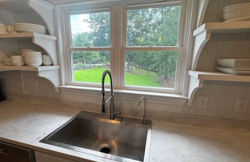 Gilbert House | Lakefront Luxury Home for Large Families on Lake Murray - Right Next to Marina