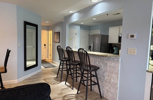 Osage Beach Condo | Lakefront Parkview Bay Condo/Amazing Views/Boat Slip