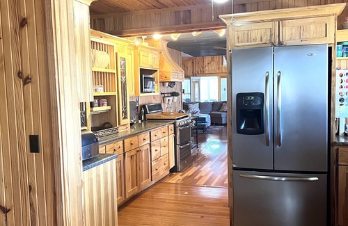 Ozark House | Lakefront, Private Beach, Hot tub, Kayaks, Paddle boards