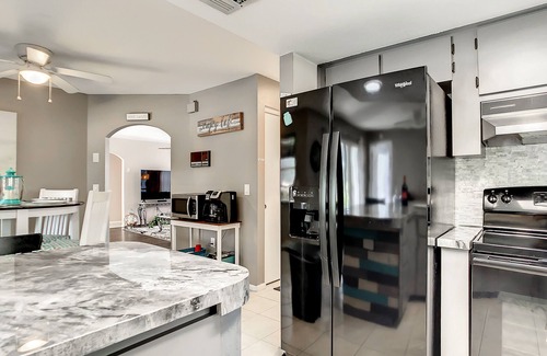 Regency Park House | LAKEFRONT PROPERTY, LARGE HEATED POOL, newly renovated. Welcome to "Our Nest"