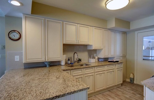 Port Clinton House | Lakefront Retreat in Port Clinton-Private Beach & Unique Caboose Stay!