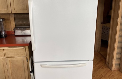 Coeur d'Alene Cabin | Lakefront Rustic Log Cabin on Gorgeous Lake Coeur D' Alene!