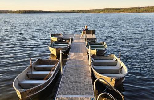 Honor House | Lakefront! Twin Birch Resort - The Loon