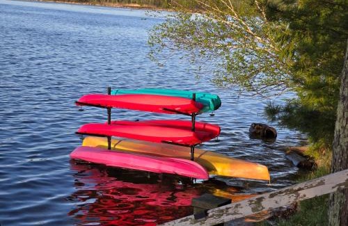 Honor House | Lakefront! Twin Birch Resort - The Loon