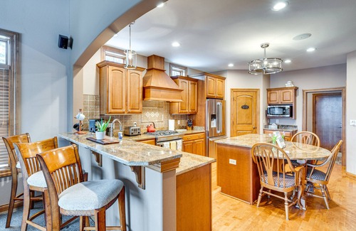 Tichigan House | Lakefront Waterford Home w/Game Room & Grills!