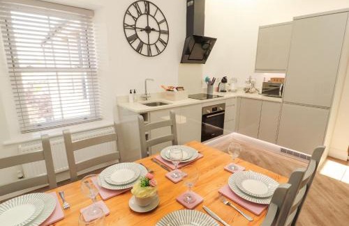 Carnforth Apartment | Lakes View Apartment 3