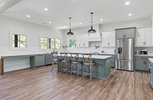 Jacksons' Gap House | Lakeshore Oasis on Lake Martin, Lakeshore Oasis- Luxurious 5Br, Lakefront Home, Sleeps 14