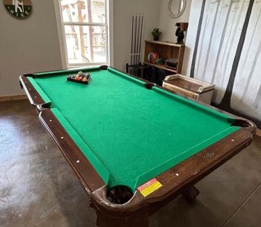 Lynn House | Lakeshore Retreat with Lake Lanier views & hot tub