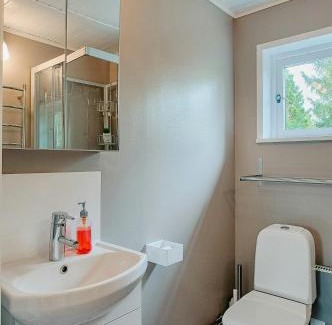 Varmdo House | Lakeside Archipelago House With Pool On Vindö