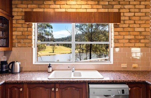 Yatte Yattah House | Lakeside at Conjola Lake