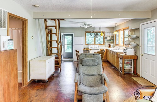 Clitherall Cabin | Lakeside Getaway w/Dock: West Battle Lake Cabin